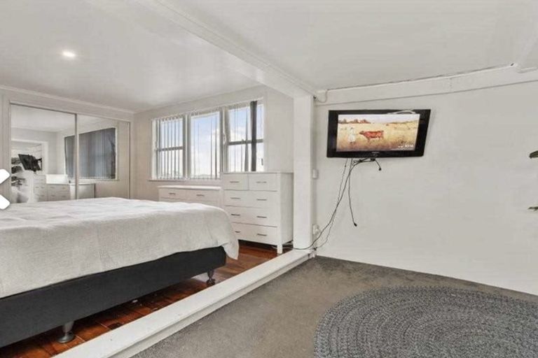 Photo of property in 75 Mahia Road, Manurewa, Auckland, 2102