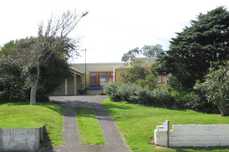 Photo of property in 98 Gonville Avenue, Gonville, Whanganui, 4501