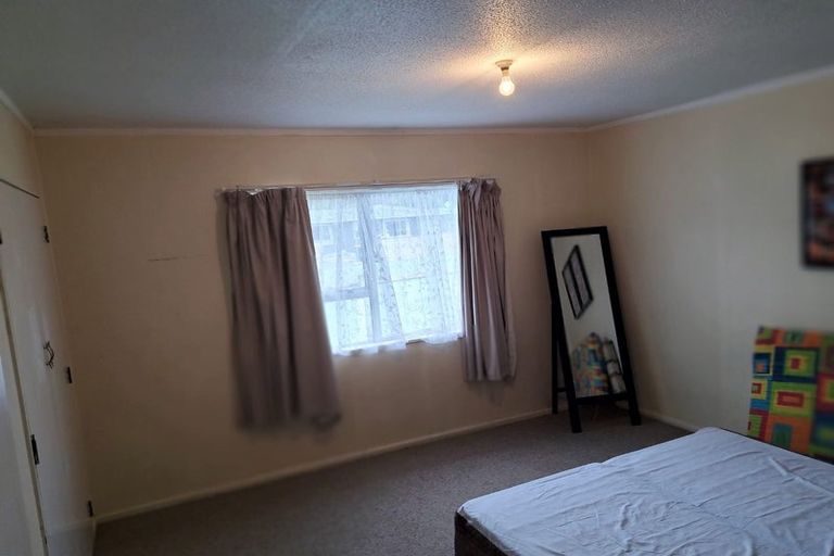 Photo of property in 1 Weymouth Grove, Wainuiomata, Lower Hutt, 5014