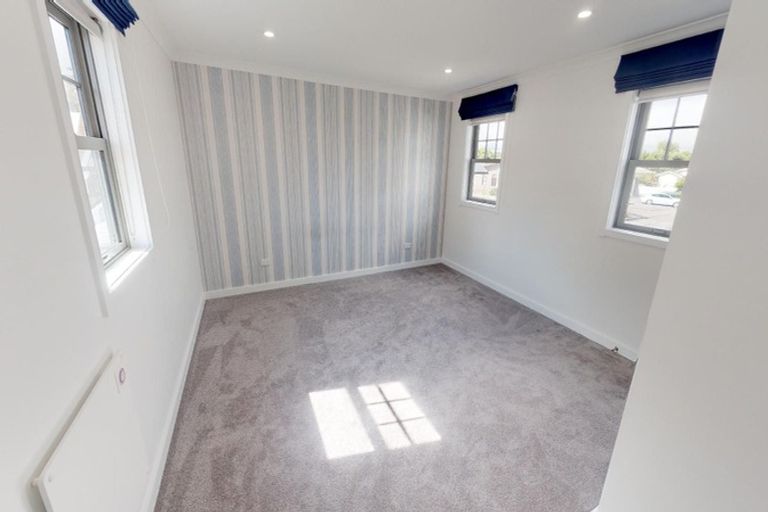 Photo of property in 3 Colombo Street, Palmerston North, 4410