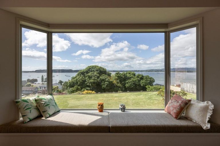 Photo of property in 109 Harbour View Road, Omokoroa, 3114