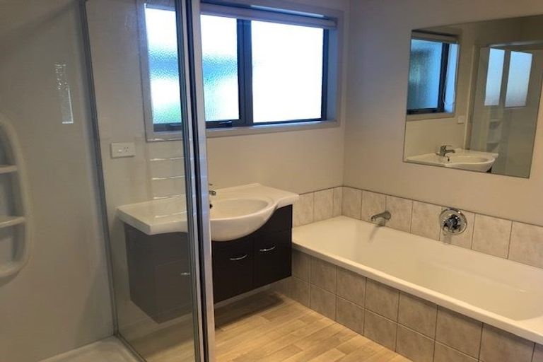 Photo of property in 125b Dickson Road, Papamoa Beach, Papamoa, 3118