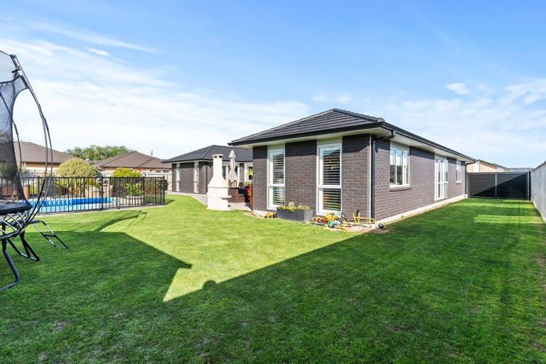 Photo of property in 4 Fantail Avenue, Carterton, 5713