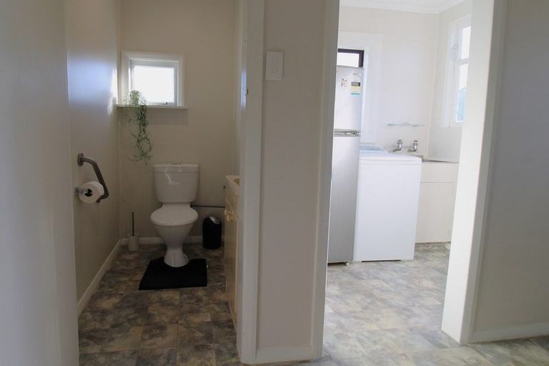 Photo of property in 27 Brighton Road, Green Island, Dunedin, 9018