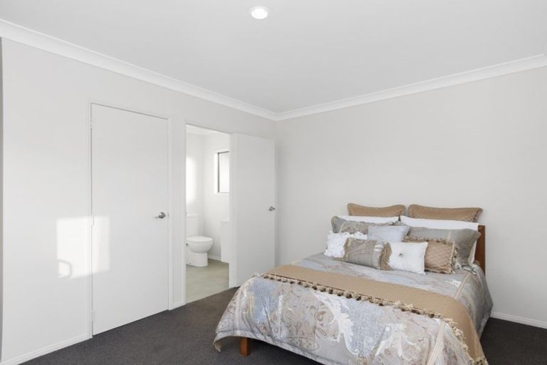 Photo of property in 716 Grenada Street, Papamoa Beach, Papamoa, 3118