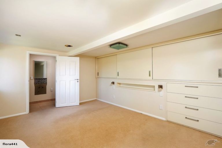 Photo of property in 27 Walkers Road, Lyttelton, 8082