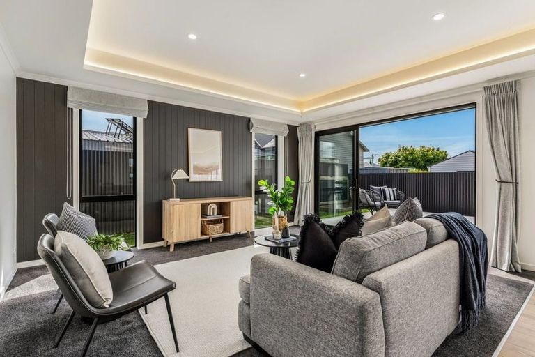 Photo of property in 68 Park Street, Winton, 9720