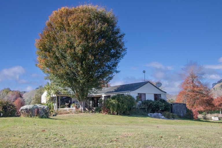 Photo of property in 21 Mangatete Road, Waikite Valley, Rotorua, 3077