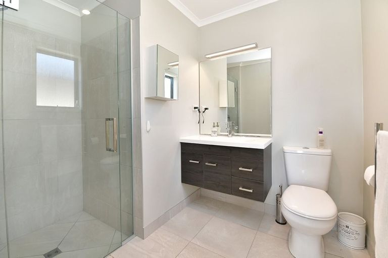 Photo of property in 14 Kiwa Crescent, Gulf Harbour, Whangaparaoa, 0930