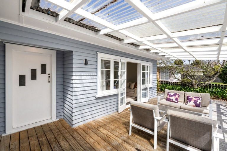 Photo of property in 52 Clarkin Road, Fairfield, Hamilton, 3214