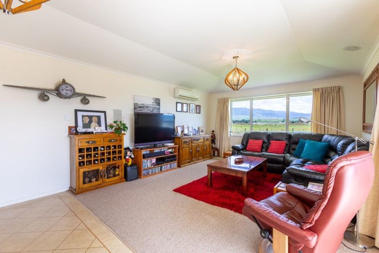 Photo of property in 69 Sowry Road, Woodville, 4920