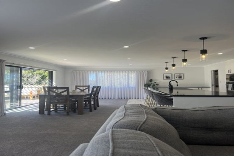 Photo of property in 28 Thomason Crescent, Pokeno, 2402