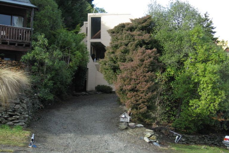 Photo of property in 265 Fernhill Road, Sunshine Bay, Queenstown, 9300
