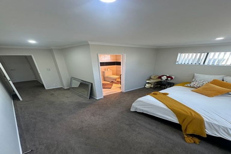 Photo of property in 8a Hallberry Road, Mangere East, Auckland, 2024