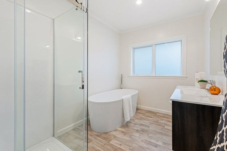 Photo of property in 36 Killarney Avenue, Torbay, Auckland, 0630