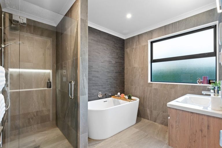 Photo of property in 55 Prestons Park Drive, Marshland, Christchurch, 8083