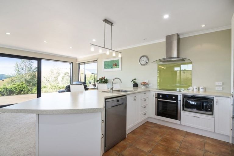 Photo of property in 14a Totara View Road, Wakefield, 7095