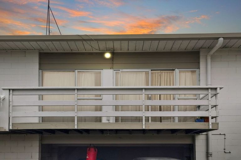 Photo of property in 5/23 Orams Road, Hillpark, Auckland, 2102