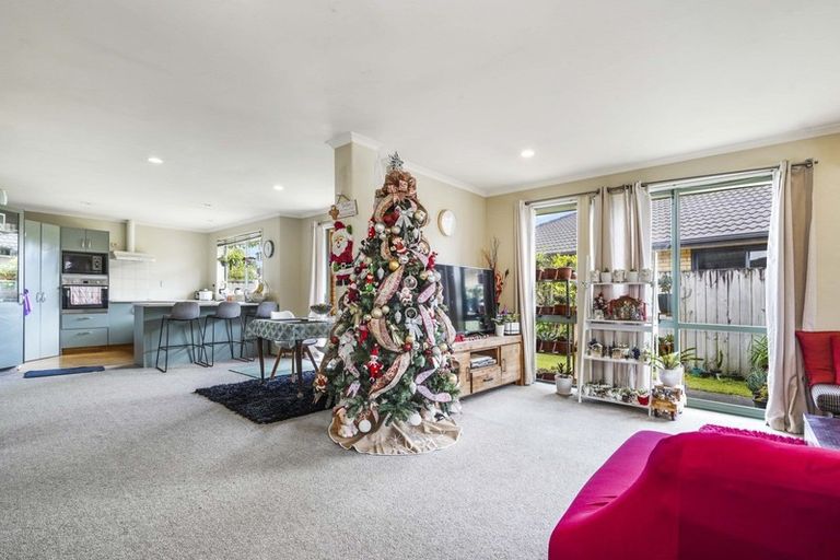 Photo of property in 5 Locksley Lane, Hamilton East, Hamilton, 3216