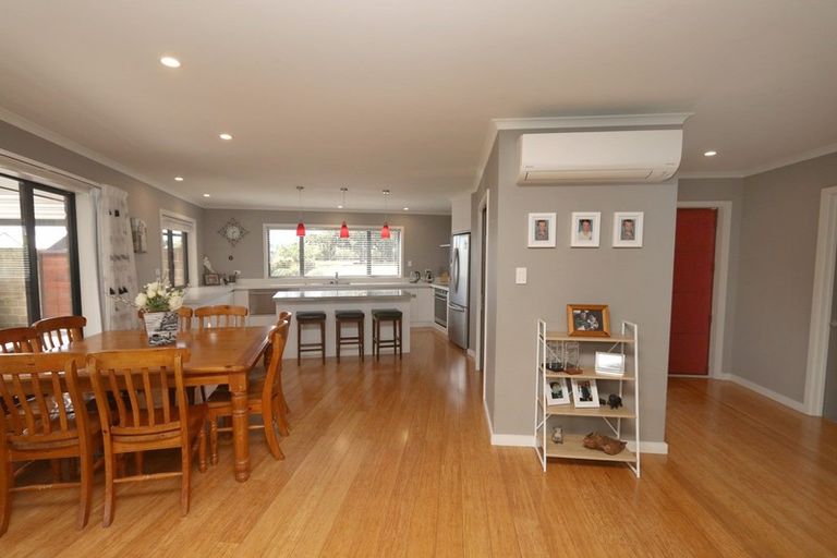 Photo of property in 9 Whiteoak Grove, Tinwald, Ashburton, 7700