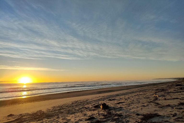 Photo of property in 113 Pukehina Parade, Pukehina, Te Puke, 3189