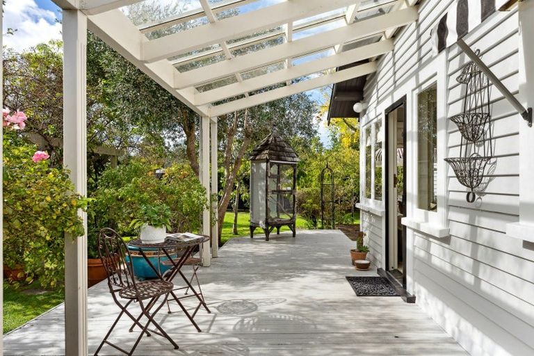 Photo of property in 90 Iranui Road, Inner Kaiti, Gisborne, 4010