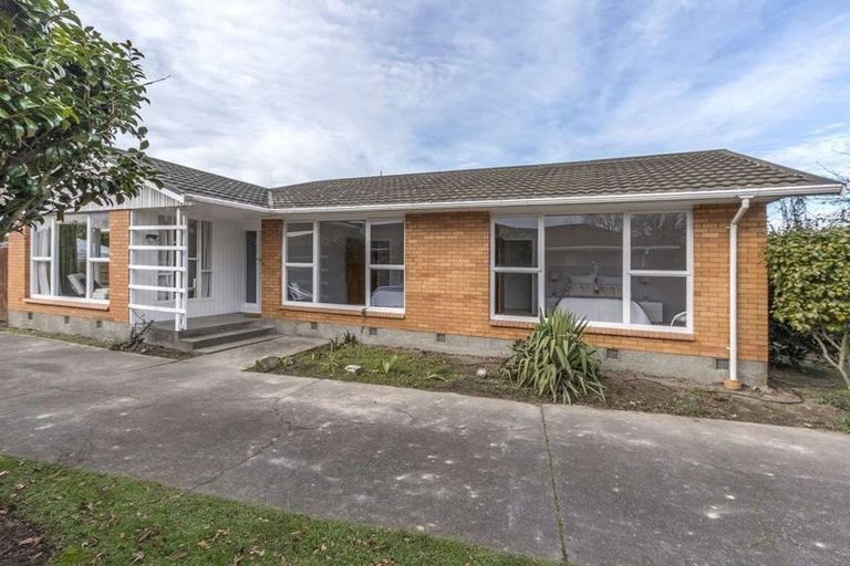 Photo of property in 14 Glenside Avenue, Ilam, Christchurch, 8041