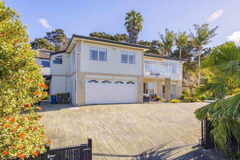 Photo of property in 39 Emlyn Place, Torbay, Auckland, 0630
