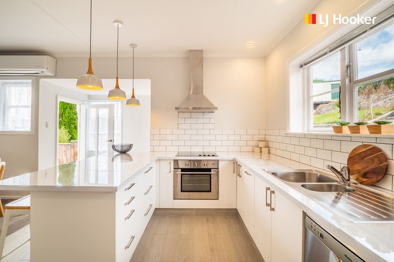 Photo of property in 33 Strathearn Avenue, Wakari, Dunedin, 9010