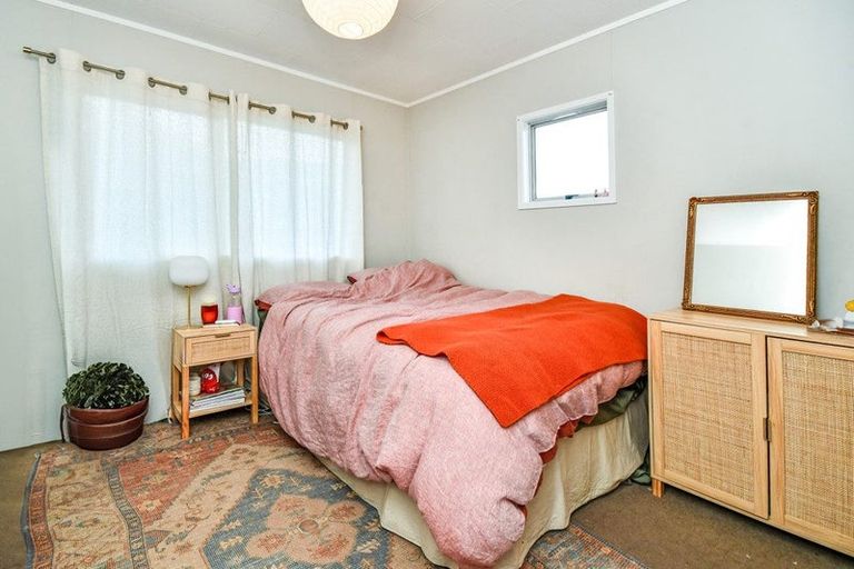 Photo of property in 15 Jontue Place, Clover Park, Auckland, 2019
