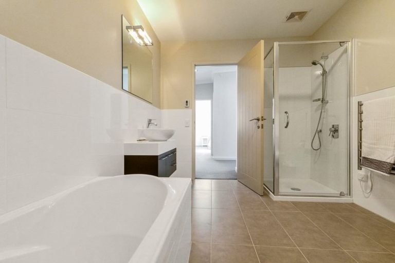 Photo of property in 9 Eaves Bush Parade, Orewa, 0931