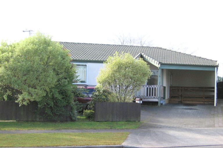 Photo of property in 37 Garland Drive, St Andrews, Hamilton, 3200