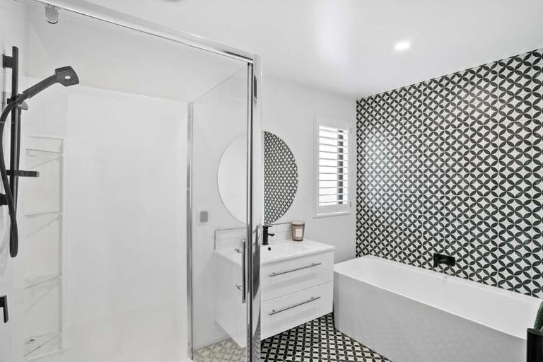 Photo of property in 65 Te Kohanga Drive, Pegasus, 7612