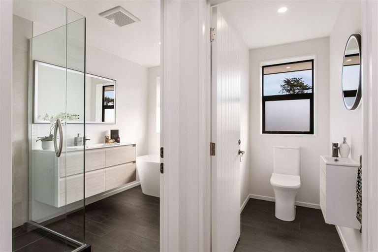 Photo of property in 92 Leistrella Road, Hoon Hay, Christchurch, 8025