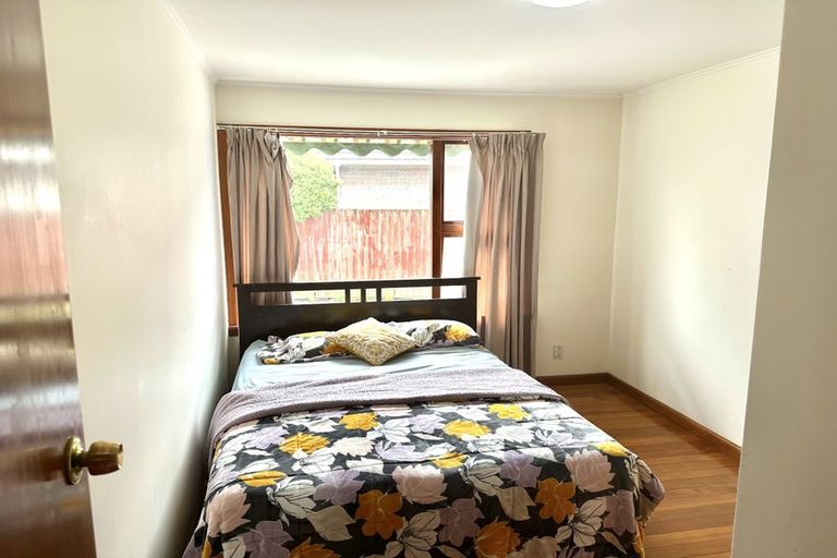 Photo of property in 7 Glenora Place, Hornby, Christchurch, 8042