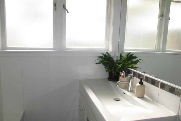 Photo of property in 4 Victoria Avenue, Wairoa, 4108