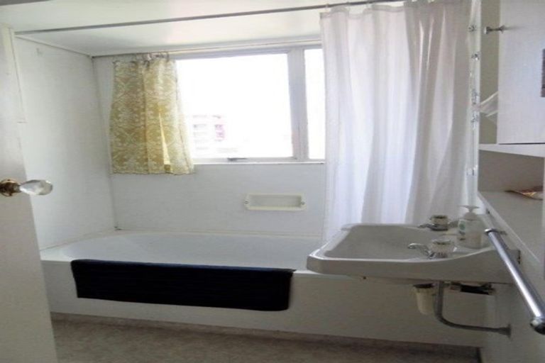 Photo of property in Adelphi Apartments, 183 The Terrace, Wellington Central, Wellington, 6011