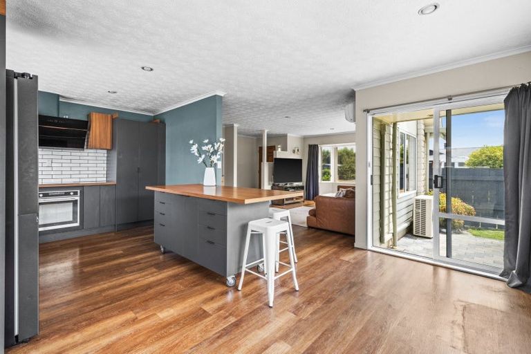 Photo of property in 53 Auckland Road, Greenmeadows, Napier, 4112
