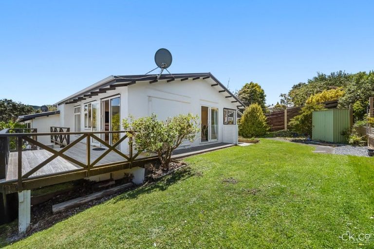 Photo of property in 66b Major Drive, Kelson, Lower Hutt, 5010