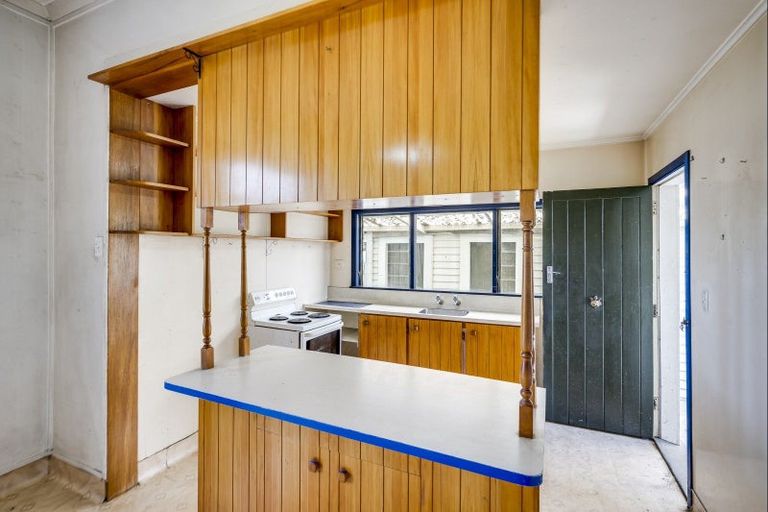 Photo of property in 21 Herbert Street, Waipukurau, 4200