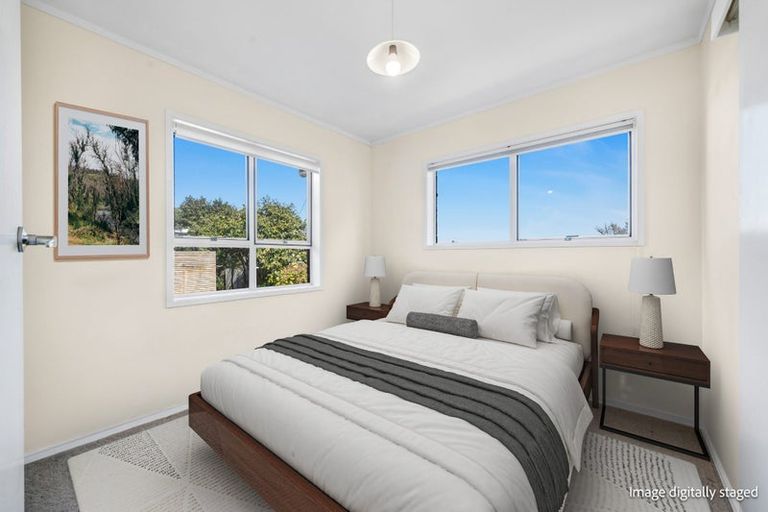 Photo of property in 2/24 Neal Avenue, Glenfield, Auckland, 0629