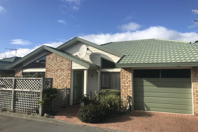 Photo of property in Miramar Villas, 26/6 Brussels Street, Miramar, Wellington, 6022