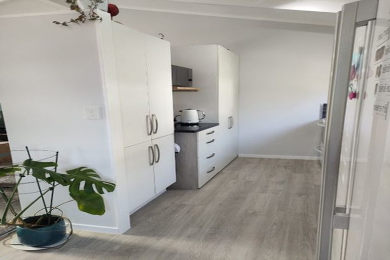 Photo of property in 24b Tikorangi Place, Morningside, Whangarei, 0110