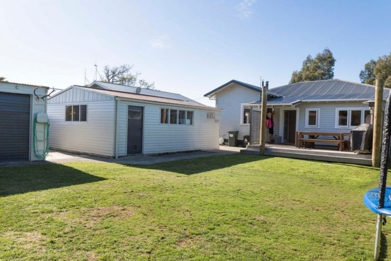 Photo of property in 36 Alma Street, Dannevirke, 4930