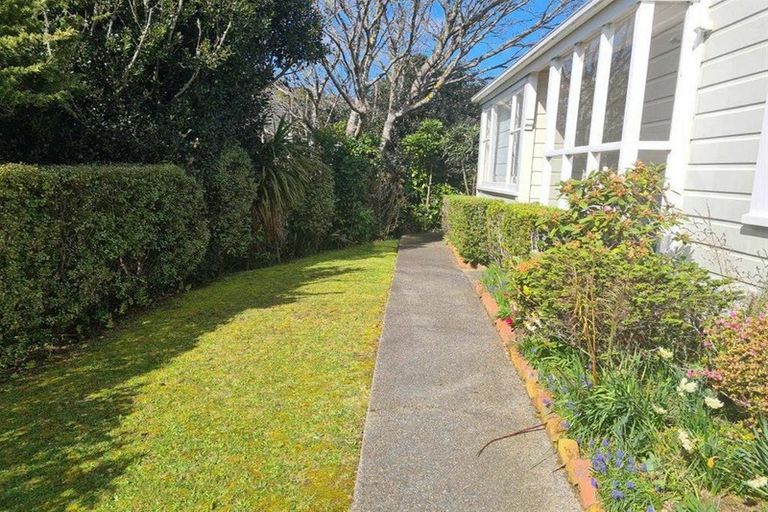 Photo of property in 16 Kenya Street, Ngaio, Wellington, 6035