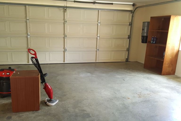 Photo of property in 6 Pandora Rise, Huntly, 3700