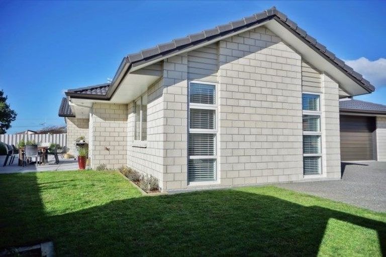 Photo of property in 12b Barrow Place, Te Puke, 3119