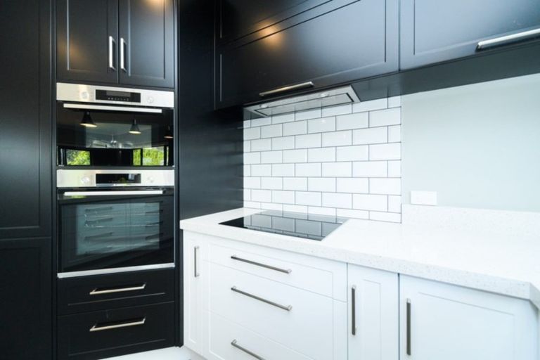 Photo of property in 14a Colombo Street, Hokowhitu, Palmerston North, 4410