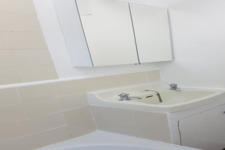 Photo of property in 51 Toroa Street, Torbay, Auckland, 0630