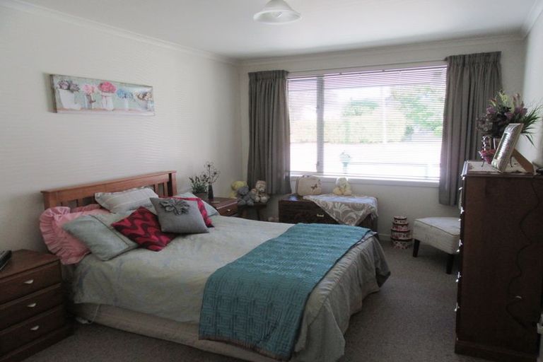 Photo of property in 5 Herbert Street, Waimate, 7924